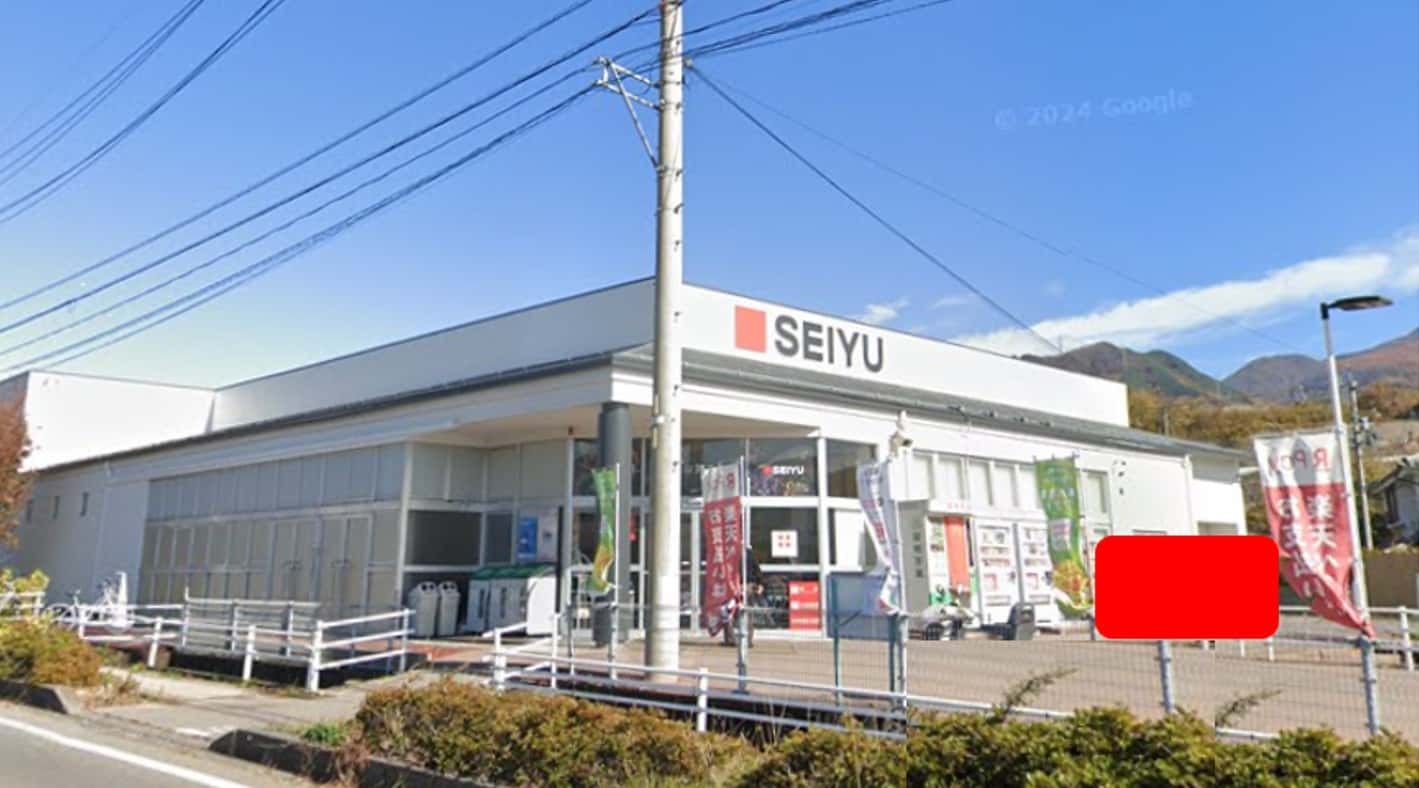 外区画 入口付近 (屋根なし) キッチンカーや移動販売など、物販・食物販のポップアップストアに最適なスーパー店外催事イベントスペース