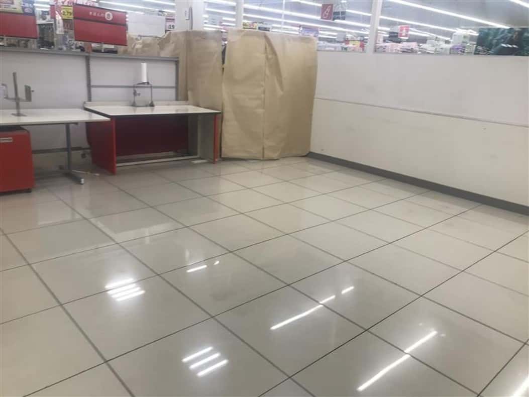 1Fレジ後方催事スペース (OTC売場隣 中央) プロモーション用途や物販、食物販のポップアップストアに最適なスーパー店内催事イベントスペース