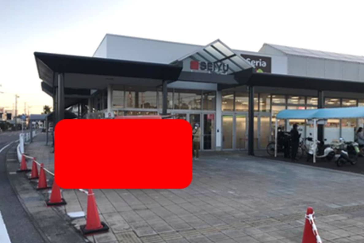 店舗外(入口横 屋根なし) 移動販売・プロモーション などにおすすめな屋外催事イベントスペース (※食物販・キッチンカー は受付しておりません)