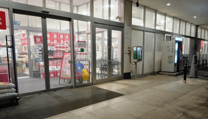 店頭軒下 ポップアップストア(物販、食物販)やプロモーション用途に最適なスーパー店内催事イベントスペース