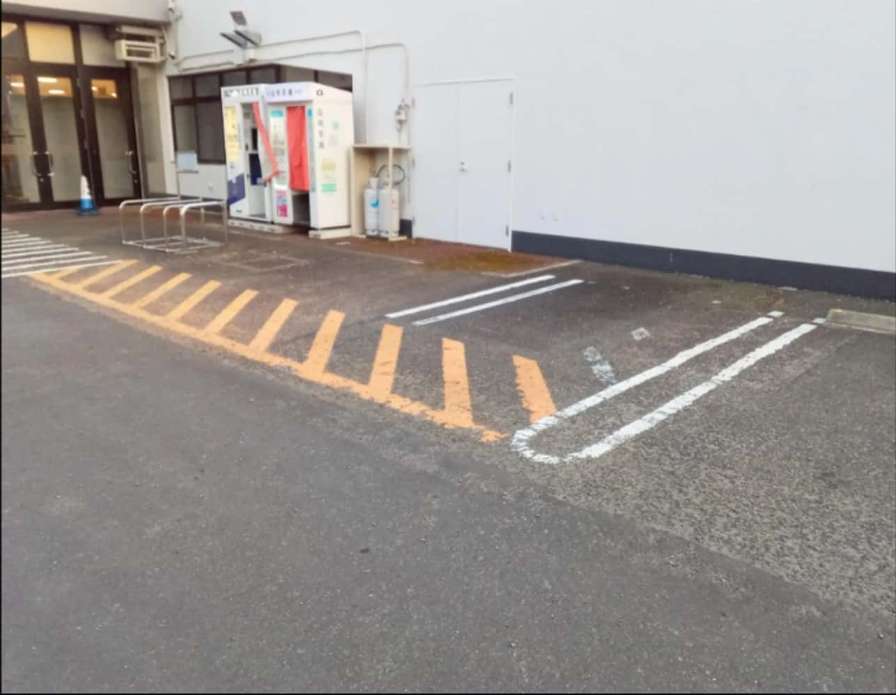 屋外駐車場 プロモーション用途や物販、食物販のポップアップストアに最適なスーパー屋外駐車場の催事イベントスペース