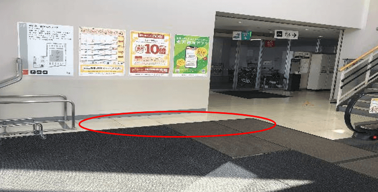 1階入口前 プロモーション用途や物販、食物販のポップアップストアに最適なスーパー店内催事イベントスペース