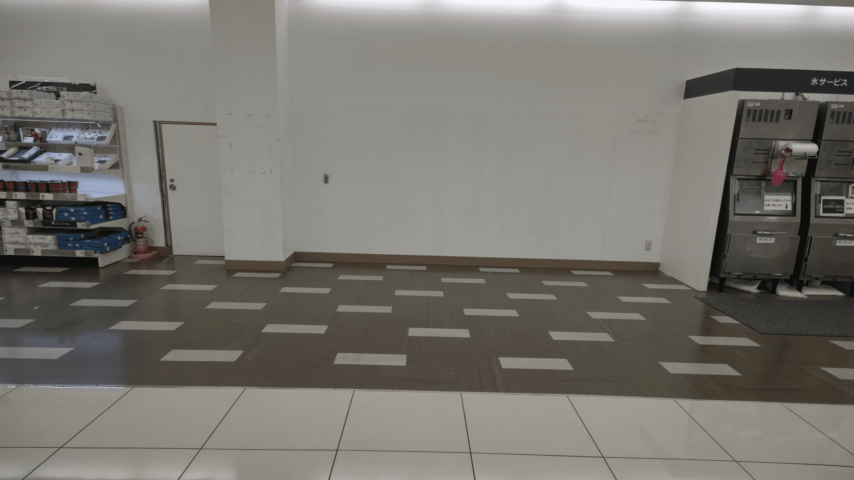 1階ギフト売場横 プロモーション用途や物販、食物販のポップアップストアに最適なスーパー店内催事イベントスペース