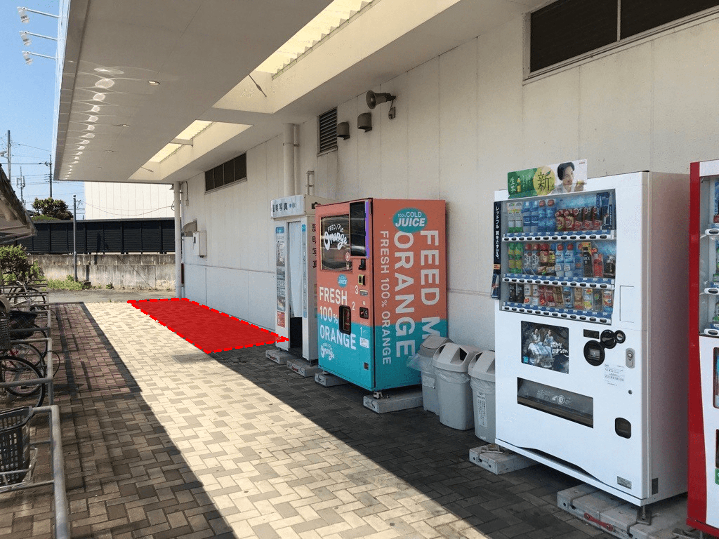 屋外 プロモーション用途や物販、食物販のポップアップストアに最適なスーパーマーケットの屋外催事イベントスペース