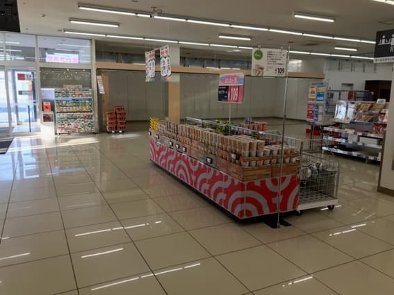 1階食品売場催事場(レジ横) ポップアップストア(物販、食物販)やプロモーション用途に最適なスーパー店内催事イベントスペース2