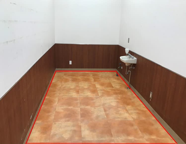 1階店内 入口横区画 プロモーション用途や物販、食物販のポップアップストアに最適なスーパー店内催事イベントスペース1