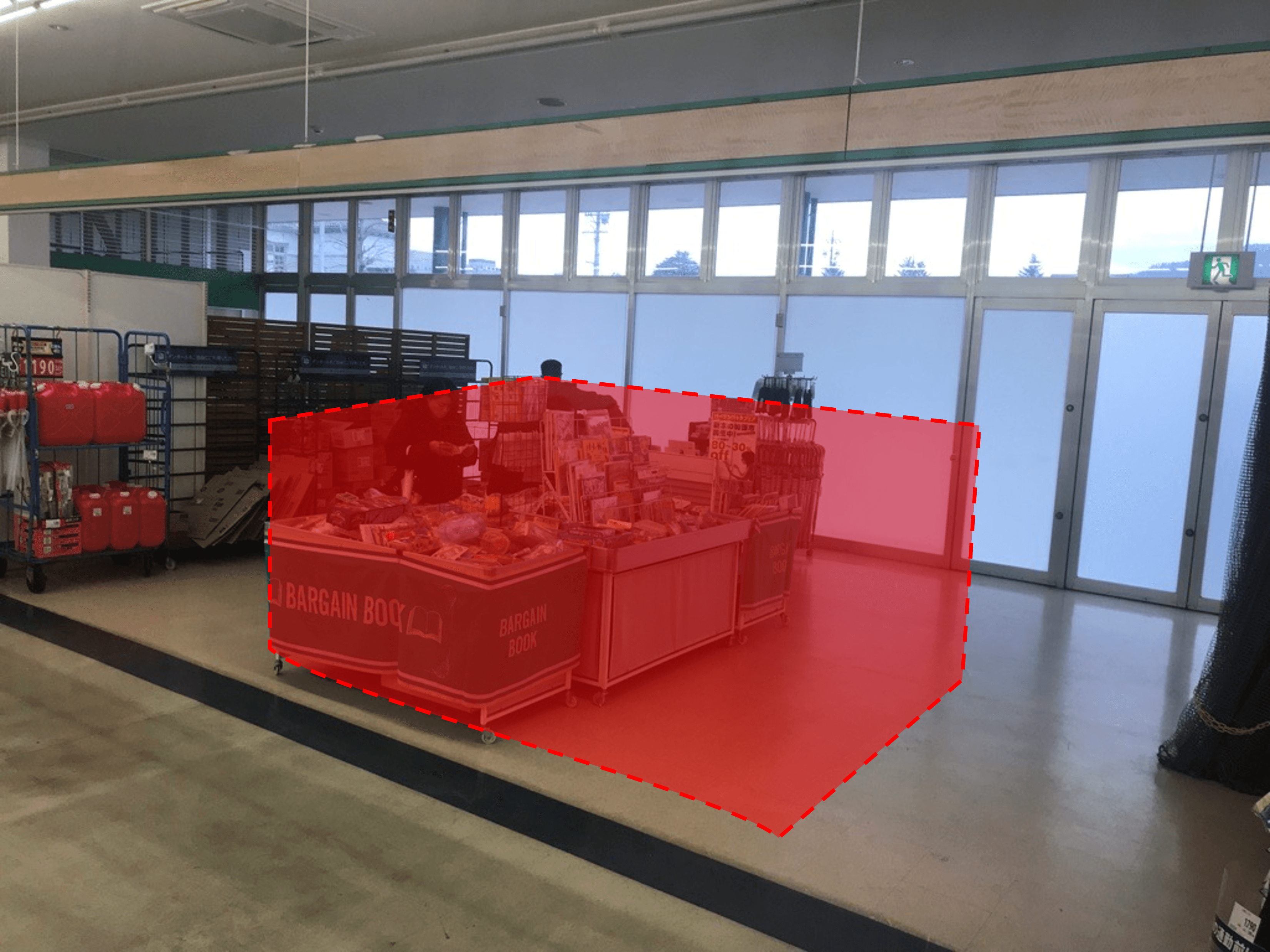 入口横テナント区画 プロモーション用途や物販、食物販のポップアップストアに最適なスーパー店内催事イベントスペース