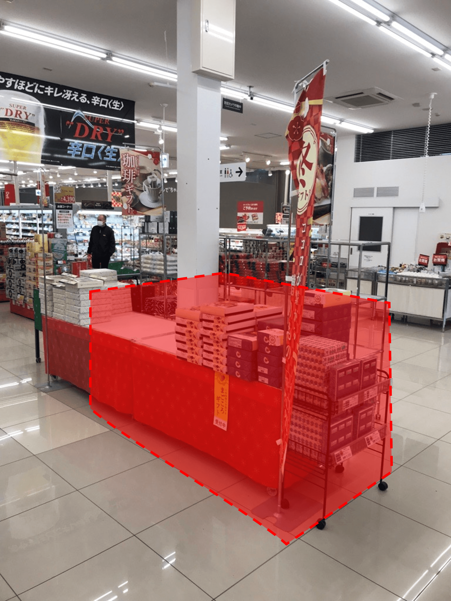 店内入口付近 プロモーション用途や物販、食物販のポップアップストアに最適なスーパー店内催事イベントスペース