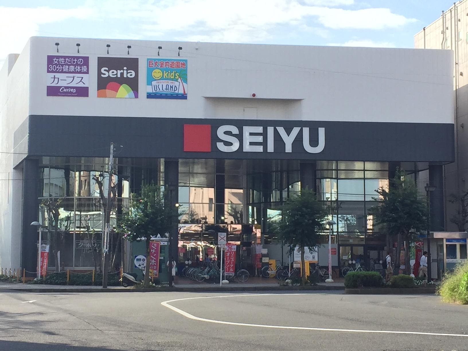 3Fテナント区画 プロモーション用途やギャラリー、展示系イベントに最適なスーパー店内催事イベントスペース1